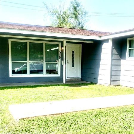 Three Zzz'S Apartment Houston Exterior photo